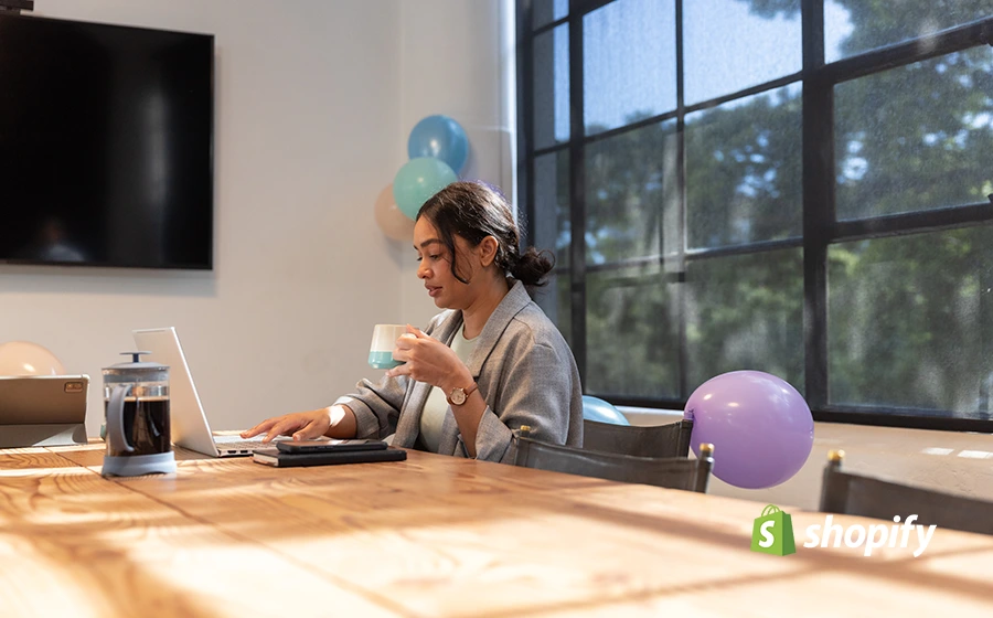 Comparaison des tarifs et plans Shopify
